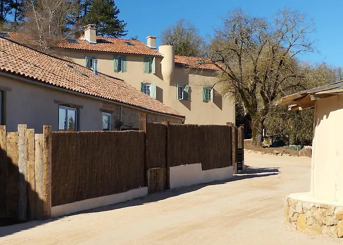 Апартаменты Domaine De Servieres - Le *